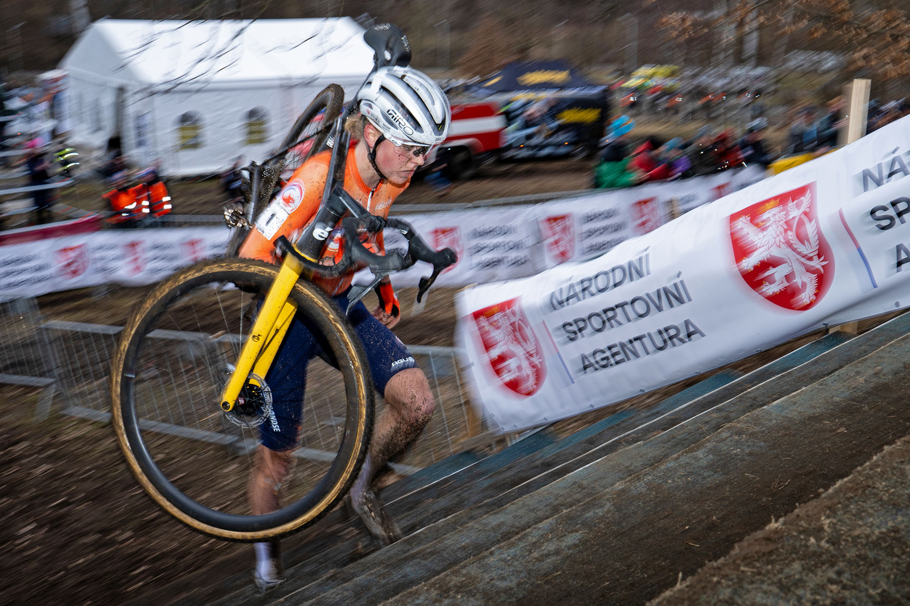 2024 Cyclocross World Champion Pro Bike Check, Cervélo R5 CX of Fem van Empel, 