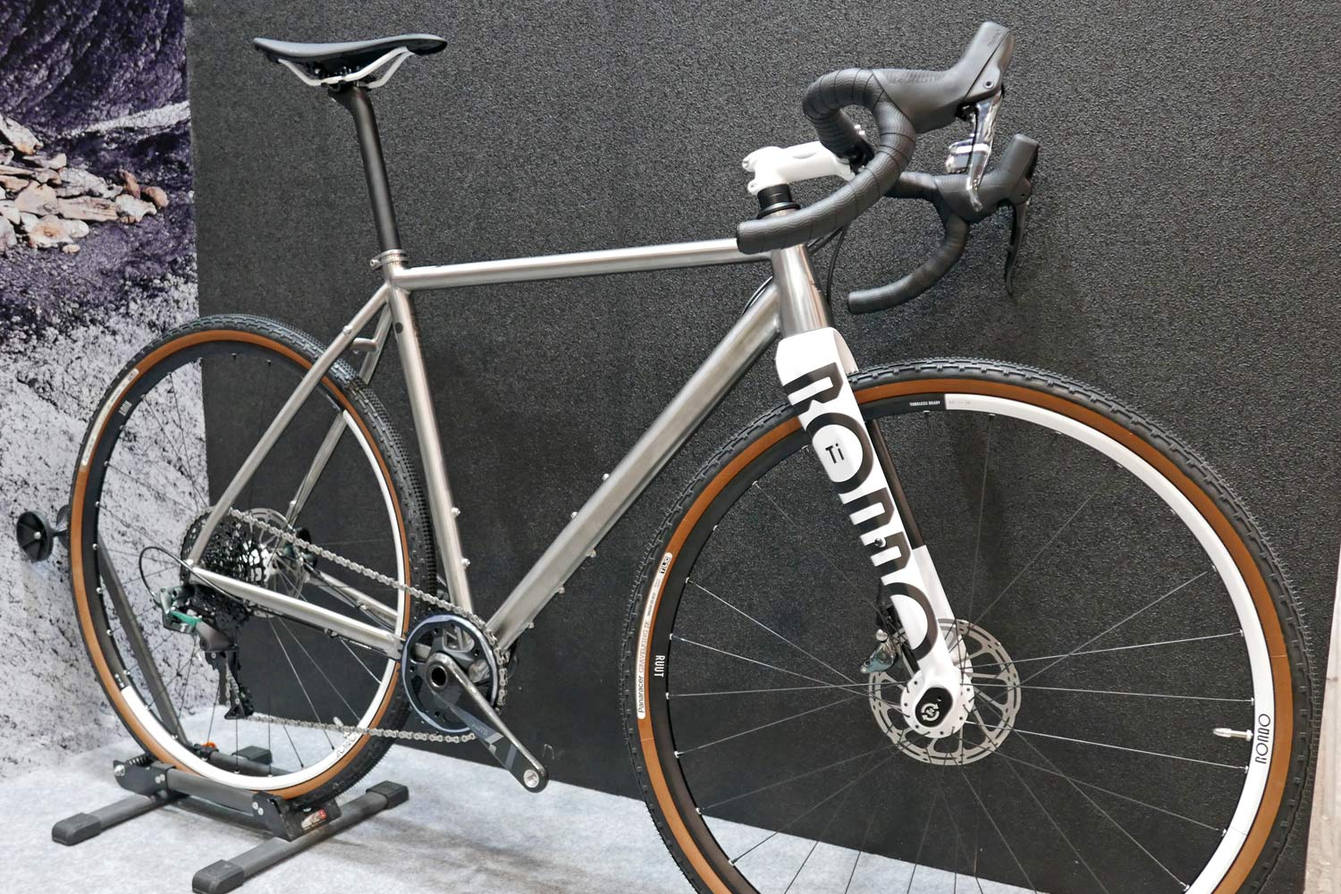 Taipei Sneak Peek: Rondo Ruut Ti adjustable geo, titanium gravel bike