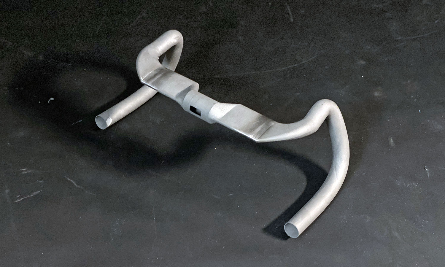 TOOT Ashaa RR 3D-printed titanium ultra-narrow aero road racing handlebar, in ti too